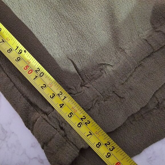 J. Jill Cargo Cropped Pants Embroidered Detail Olive Green Womens Medium - Picture 8 of 12